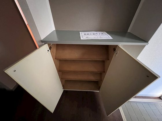 サンビレッジ西大寺 D