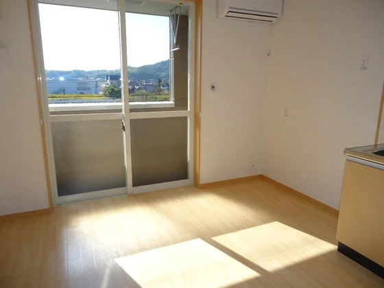 パインハウス寺家