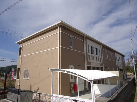 パインハウス寺家