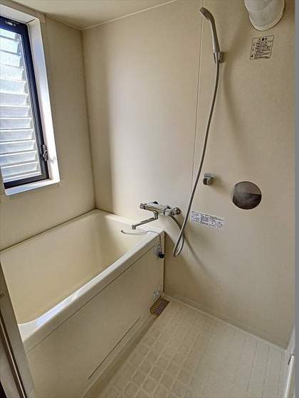 ロワイヤルガーデンB棟