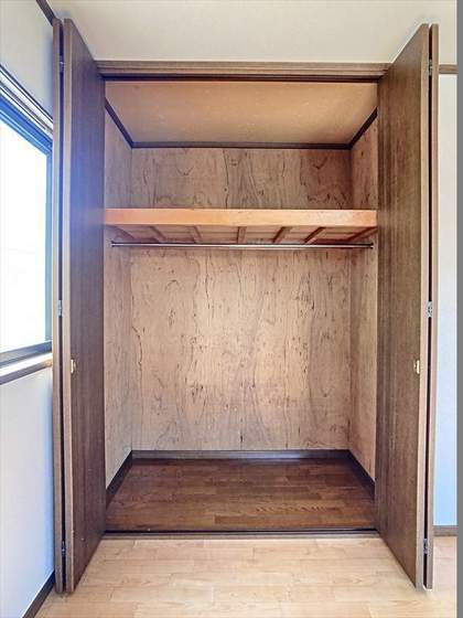 ロワイヤルガーデンB棟