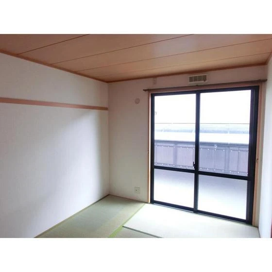 ソレジオ・ヨシダ