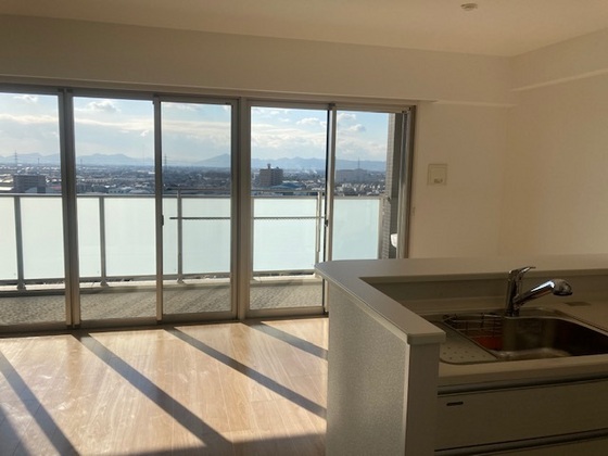 アウルステージ西市