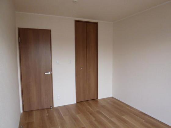 ニコフェリース