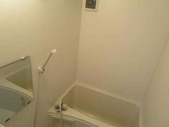 ヴィラナリー大竹 F-1棟