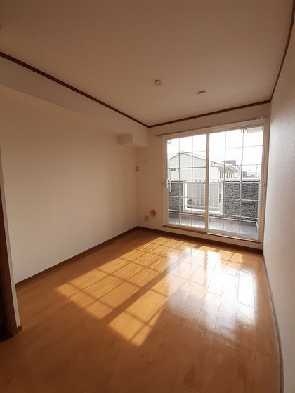 クレストール貴船5