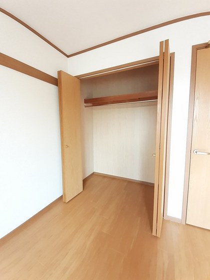 クレストール貴船5