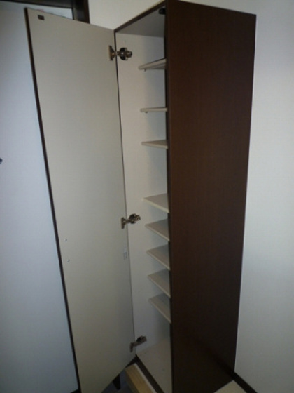 クレフラスト中井町