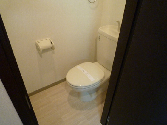 クレフラスト中井町