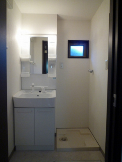 クレフラスト中井町