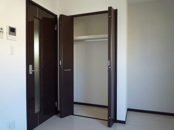 クレフラスト中井町