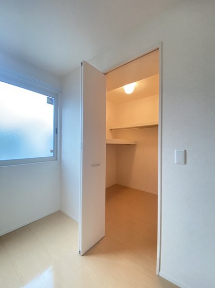 メゾンアリッサム A棟