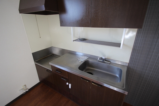 グランドール中井 A