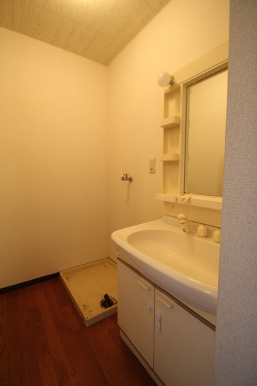 グランドール中井 A