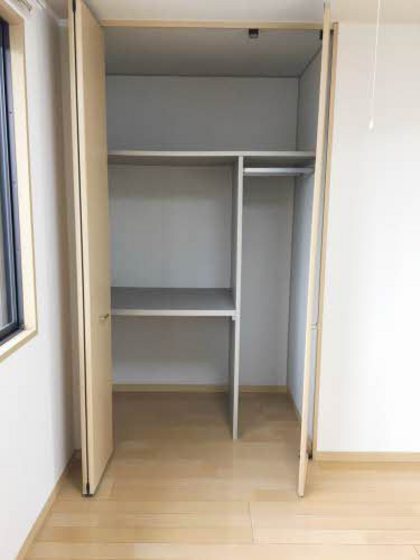 バリュージュ新町 A棟