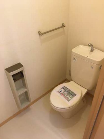 バリュージュ新町 A棟