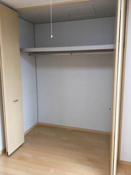 バリュージュ新町 A棟