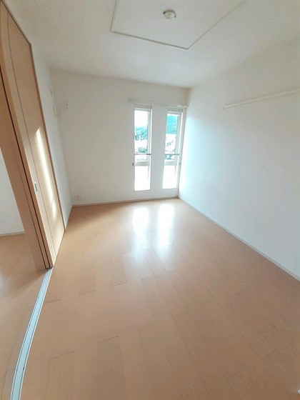 ティ・シュティル Ⅲ番館